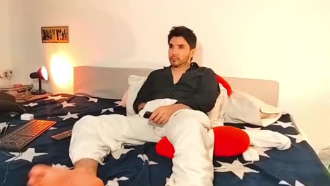 camilo online show from March 24, 2026, 6:18 am