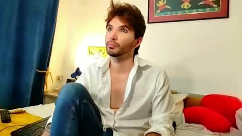 Snapshot of camilosaennz chatting on May 1, 2026, 8:46 pm camilo online show from May 1, 2026, 8:46 pm