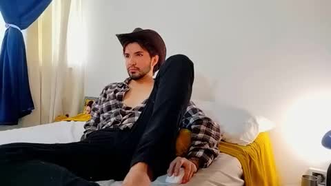 Snapshot of camilosaennz chatting on May 26, 2026, 2:46 pm camilo online show from May 26, 2026, 2:46 pm