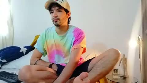 Snapshot of camilosaennz chatting on June 15, 2026, 4:20 pm camilo online show from June 15, 2026, 4:20 pm