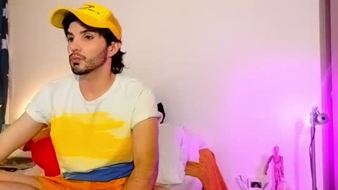 Snapshot of camilosaennz chatting on June 18, 2026, 5:51 am camilo online show from June 18, 2026, 5:51 am