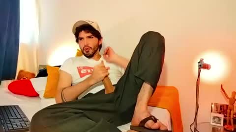 Snapshot of camilosaennz chatting on June 21, 2026, 10:56 pm camilo online show from June 21, 2026, 10:56 pm