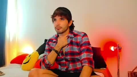 Snapshot of camilosaennz chatting on July 3, 2026, 4:46 pm camilo online show from July 3, 2026, 4:46 pm