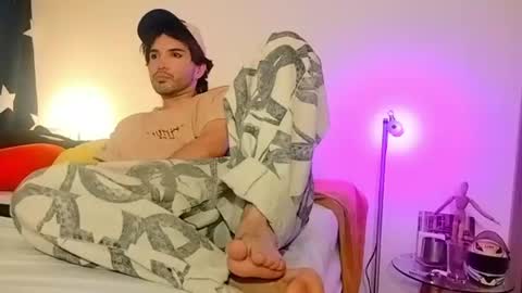 Snapshot of camilosaennz chatting on July 14, 2026, 2:16 am camilo online show from July 14, 2026, 2:16 am