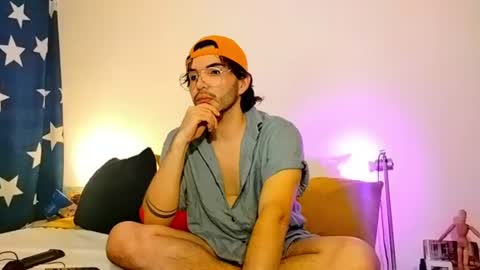 Snapshot of camilosaennz chatting on July 16, 2026, 2:28 am camilo online show from July 16, 2026, 2:28 am