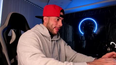 Camilo Watson online show from March 4, 2025, 10:27 pm