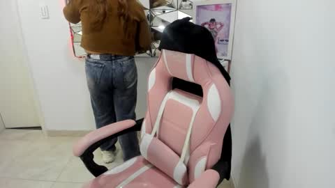 camixxx_m online show from February 25, 2026, 1:32 pm