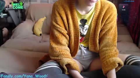 Kitana online show from March 7, 2025, 9:29 am