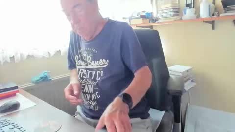 Cammee online show from September 12, 2025, 7:41 am