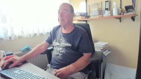 Cammee online show from September 14, 2025, 6:56 am