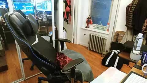 Snapshot of cammy_ho chatting on May 27, 2026, 10:51 pm cammy_ho online show from May 27, 2026, 10:51 pm