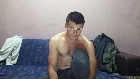 Snapshot of camshow22cm chatting on November 17, 2025, 8:03 pm FREMAN online show from November 17, 2025, 8:03 pm