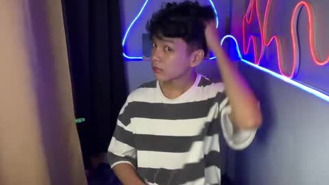 Ethan online show from September 11, 2025, 12:16 pm