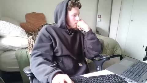 Devon online show from February 3, 2025, 10:32 pm