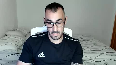 canario2388 online show from May 30, 2026, 4:37 pm