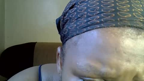 candieds online show from November 20, 2025, 8:25 am