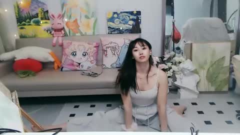 candy8998 online show from June 18, 2026, 9:14 am