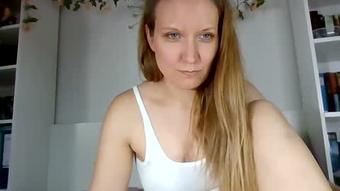 Candy Cougar online show from July 10, 2026, 8:07 am