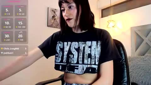 Candy hot online show from October 16, 2025, 9:27 pm