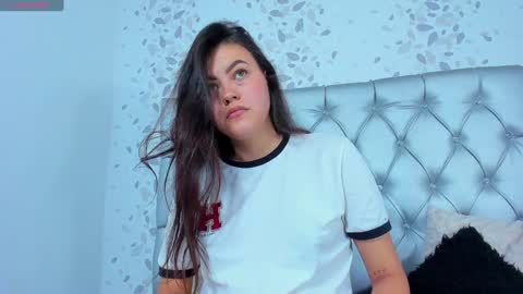 candy mery online show from December 24, 2024, 8:16 pm