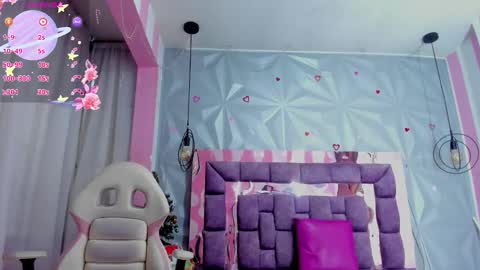 Ania online show from December 23, 2025, 11:08 am