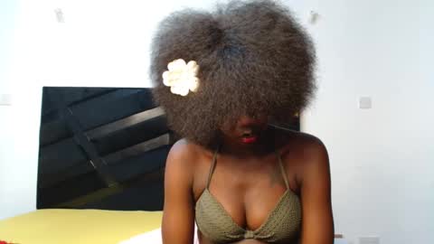 Candy online show from October 5, 2025, 4:05 pm