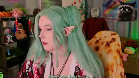 Snapshot of candy_yeahh chatting on July 26, 2026, 1:14 am Mary online show from July 26, 2026, 1:14 am