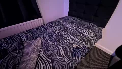 Candy Boy online show from September 15, 2025, 7:47 pm