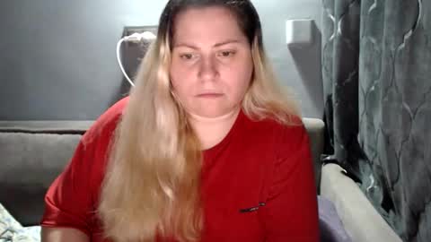 Snapshot of candycream74 chatting on January 9, 2026, 2:58 am Laura online show from January 9, 2026, 2:58 am