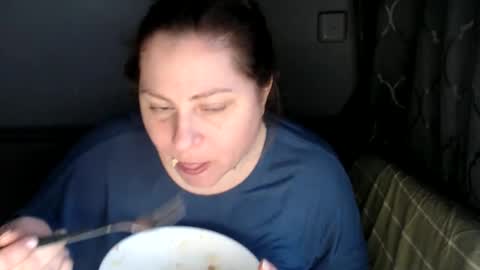 Laura online show from April 5, 2026, 3:31 pm