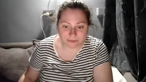 Laura online show from July 22, 2026, 5:38 pm