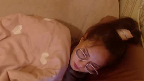 Snapshot of candylady136 chatting on April 30, 2026, 12:17 am say meow and send tip online show from April 30, 2026, 12:17 am