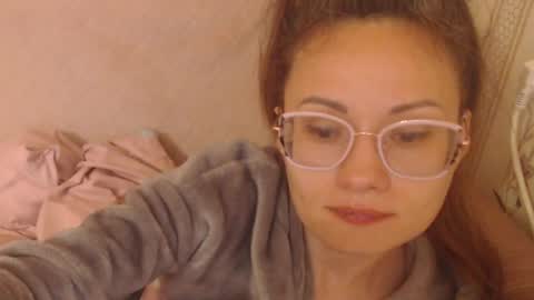 Snapshot of candylady136 chatting on April 30, 2026, 1:39 pm say meow and send tip online show from April 30, 2026, 1:39 pm