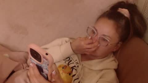 Snapshot of candylady136 chatting on April 30, 2026, 8:57 pm say meow and send tip online show from April 30, 2026, 8:57 pm