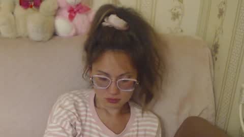 Snapshot of candylady136 chatting on June 1, 2026, 5:47 pm say meow and send tip online show from June 1, 2026, 5:47 pm