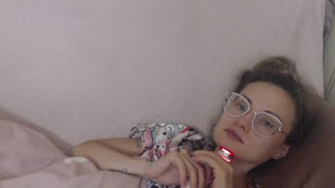 say meow and send tip  online show from July 23, 2026, 7:06 am