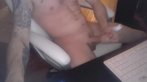 Snapshot of candyland022 chatting on April 12, 2026, 3:33 am candyland022 online show from April 12, 2026, 3:33 am