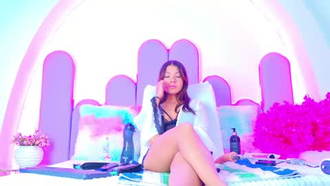 Snapshot of candymari chatting on May 1, 2026, 7:29 pm Candy online show from May 1, 2026, 7:29 pm