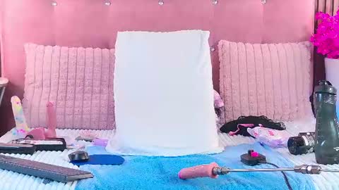 Candy online show from July 28, 2026, 3:21 pm
