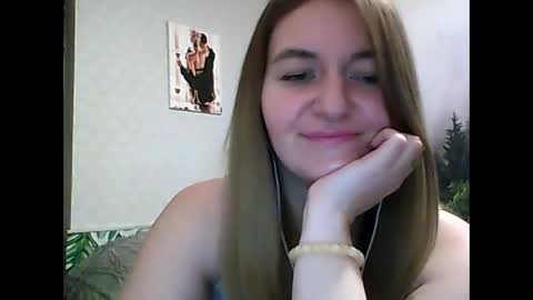 Snapshot of candyolime chatting on March 5, 2025, 12:38 am Daisy online show from March 5, 2025, 12:38 am