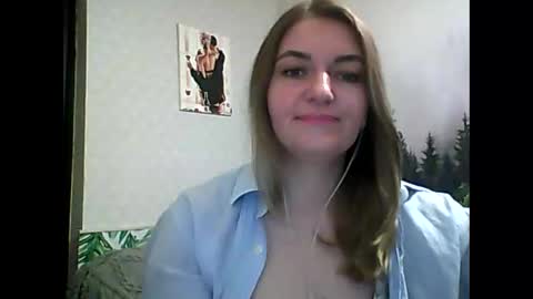 Snapshot of candyolime chatting on March 10, 2025, 12:40 am Daisy online show from March 10, 2025, 12:40 am