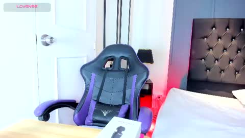 Snapshot of candyrose__ chatting on July 28, 2026, 12:01 pm candyrose__ online show from July 28, 2026, 12:01 pm