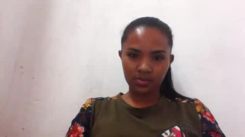 Snapshot of candysourensx chatting on May 13, 2026, 5:05 am CandySourensx online show from May 13, 2026, 5:05 am