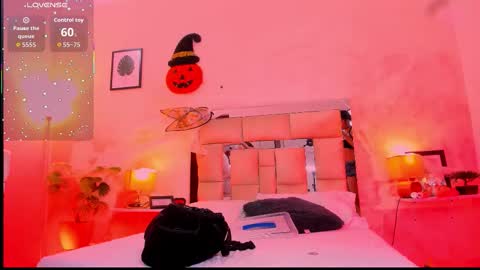 Candy online show from October 20, 2025, 6:52 pm