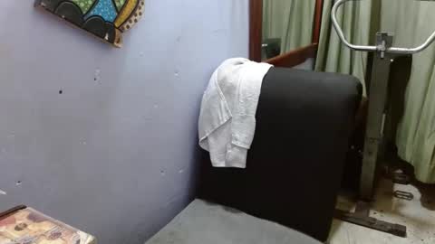 CanelaCollins online show from April 15, 2026, 4:08 am