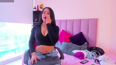canndy_lover online show from May 23, 2026, 12:53 pm