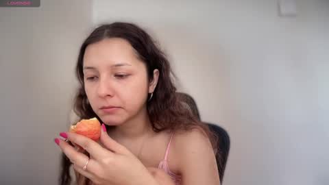 Emma online show from February 25, 2025, 12:34 pm