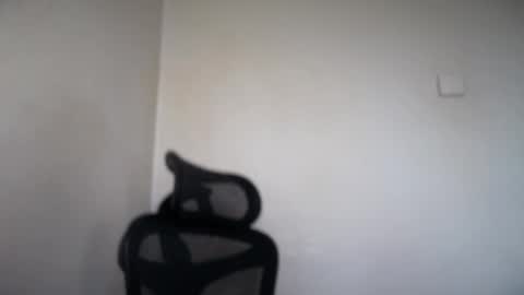 Snapshot of cappuccinokiss chatting on May 19, 2026, 7:26 am Emma online show from May 19, 2026, 7:26 am