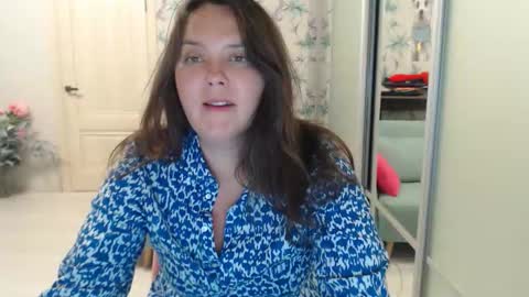 Snapshot of cappuchinno chatting on November 5, 2025, 8:09 pm cappuchinno online show from November 5, 2025, 8:09 pm