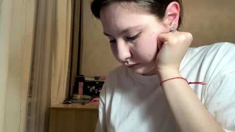 May online show from March 30, 2026, 6:42 pm